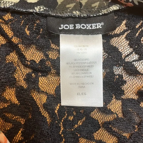 🎉 Host Pick 🎉 Joe Boxer Black Floral Blouse - Picture 4 of 7